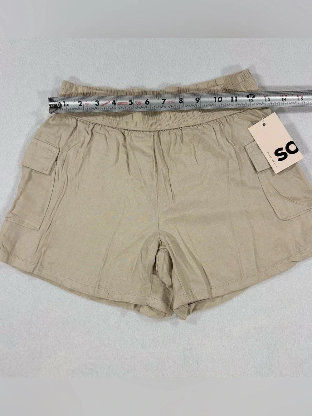 SO Girls' Tan Khaki Cargo Shorts Size Large 10/12 Pull On Waist Flowy NWT
